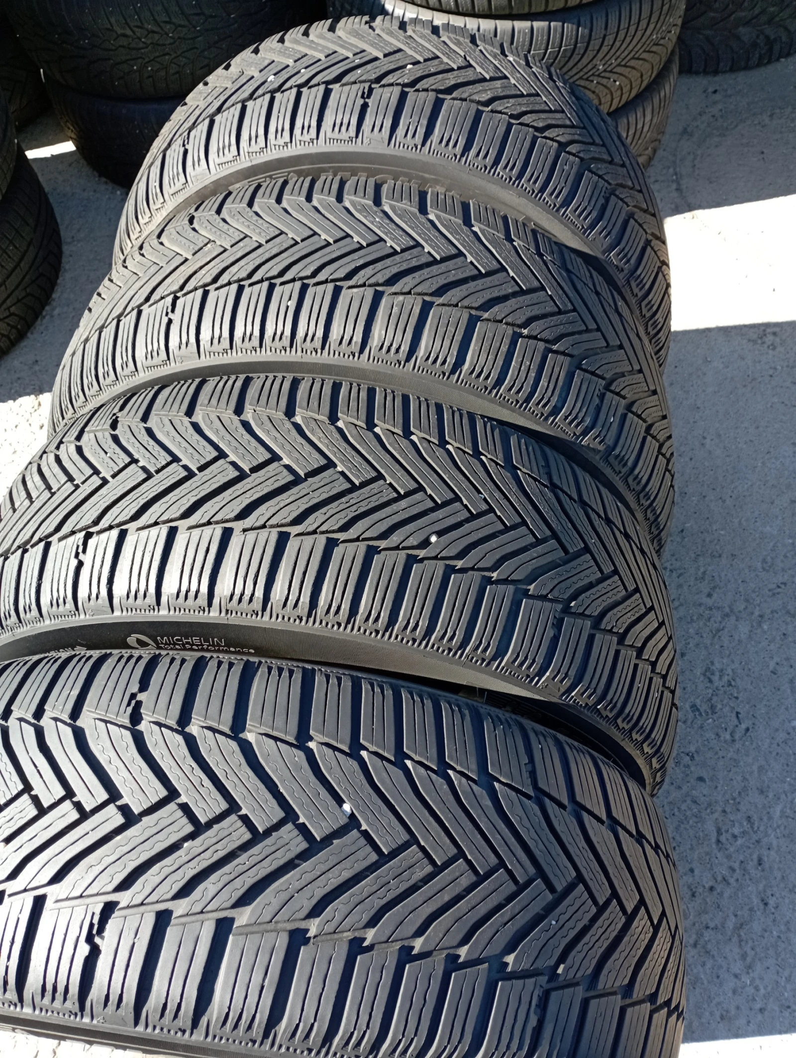  215/55R17 | Mobile.bg   3