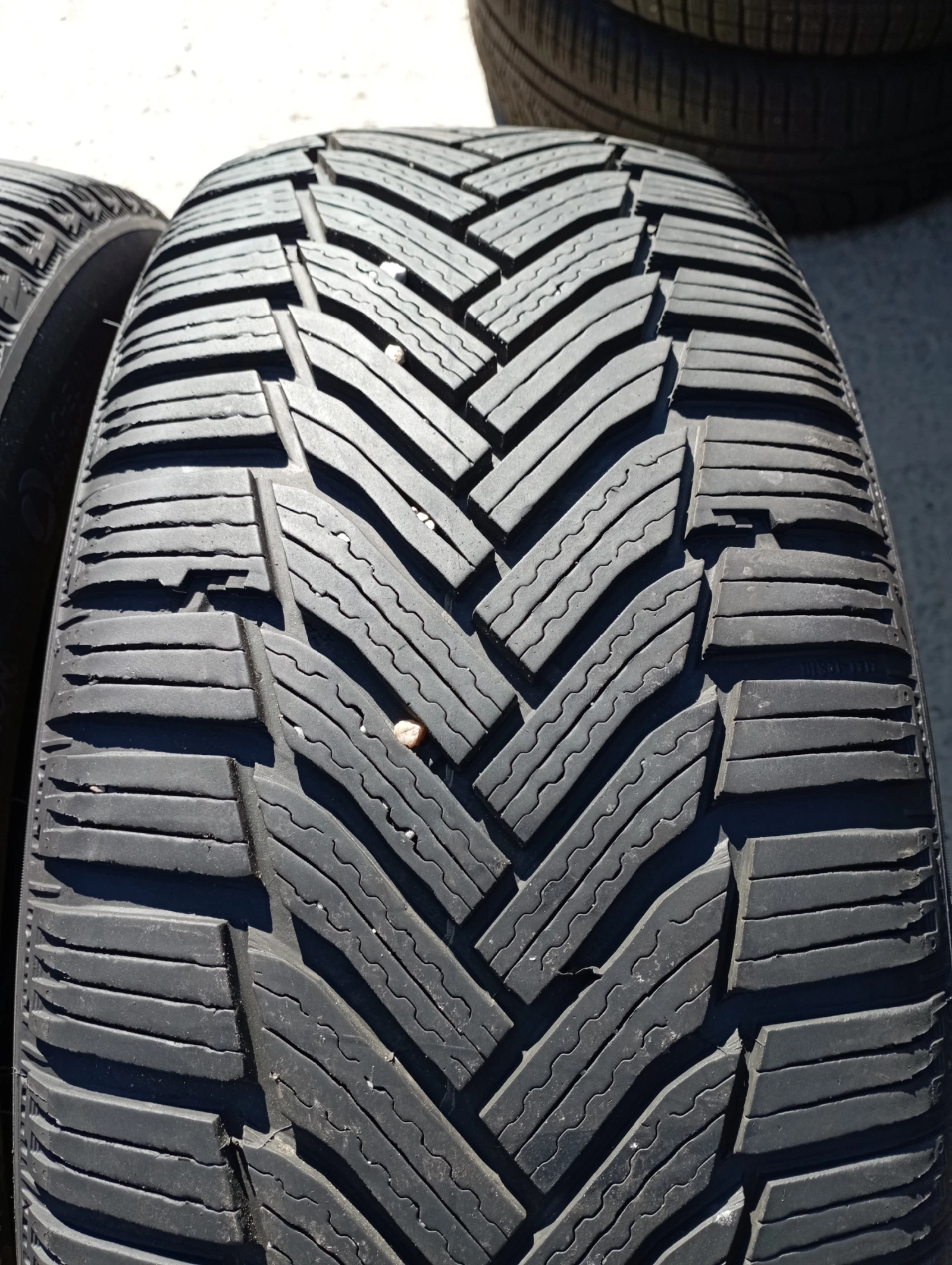 Гуми 215/55R17 | Mobile.bg — изображение 1