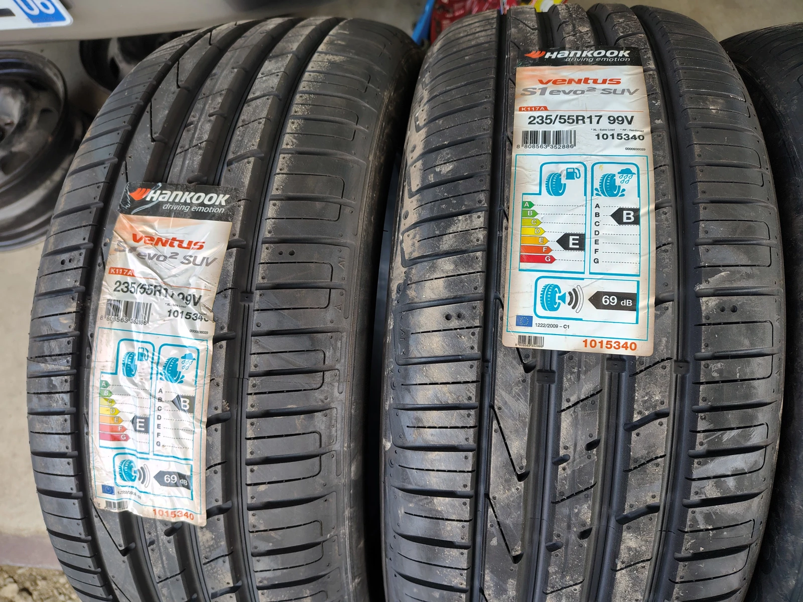 Гуми Летни 235/55R17, снимка 2 - Гуми и джанти - 55842022