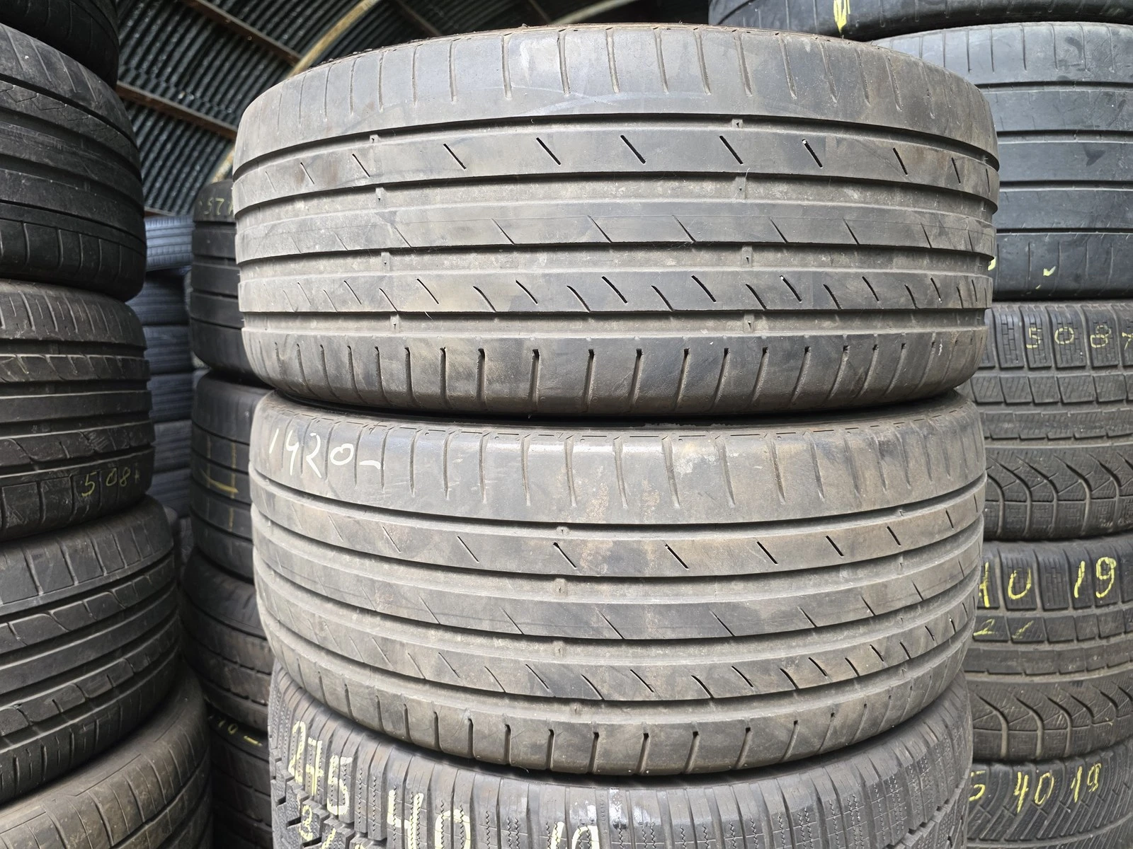 Гуми Летни 245/45R19, снимка 3 - Гуми и джанти - 56664450