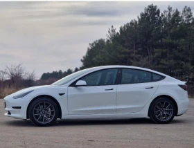 Tesla Model 3 Фейслифт с Термопомпа, снимка 5