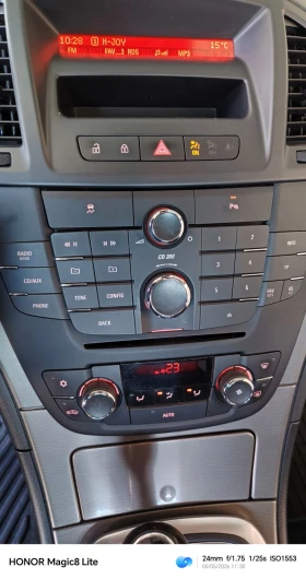 Opel Insignia 1.8i, снимка 10