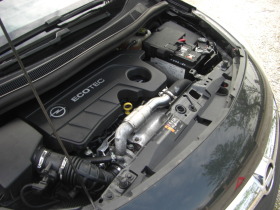 Opel Meriva 1.6cdti 6ck. EURO 6B, снимка 17 - Автомобили и джипове - 40599032