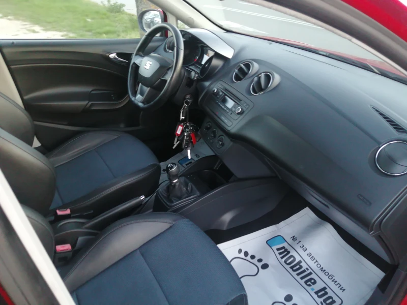 Seat Ibiza 1.2 ITECH 105k 4 цилиндри, снимка 15 - Автомобили и джипове - 44908751