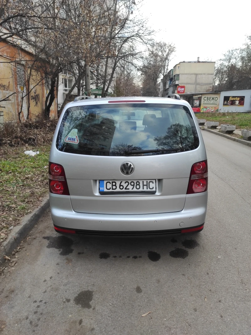 VW Touran 1.4 TSI, снимка 8 - Автомобили и джипове - 47199969