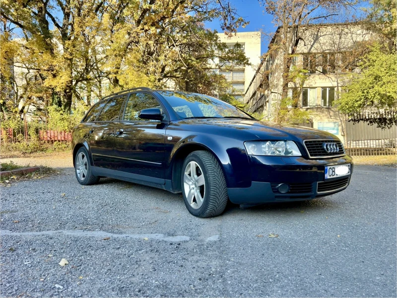 Audi A4 3.0i, снимка 1 - Автомобили и джипове - 47813297