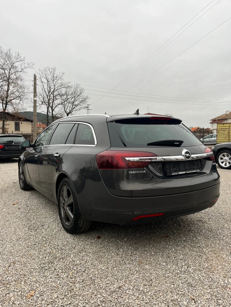 Opel Insignia, снимка 6 - Автомобили и джипове - 48606453