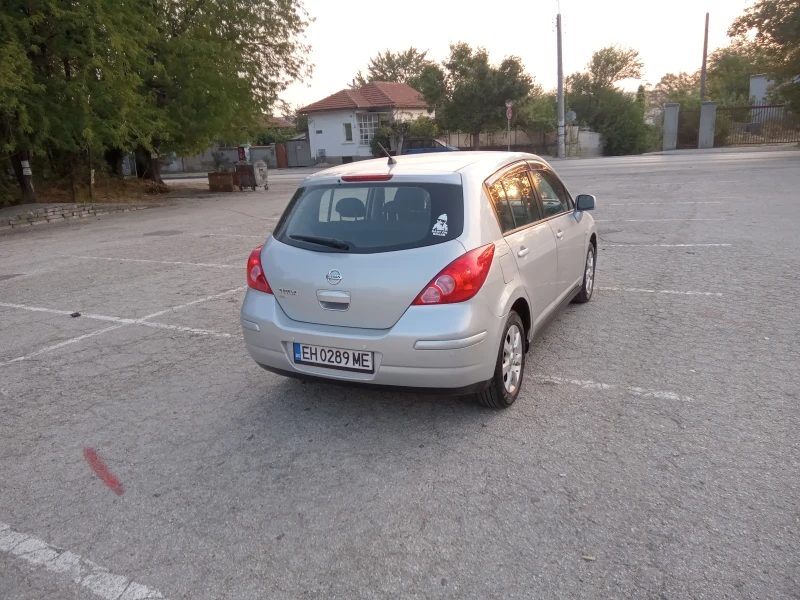 Nissan Tiida, снимка 4 - Автомобили и джипове - 48237728