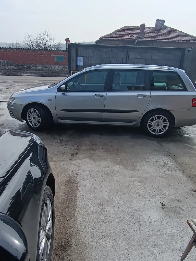 Fiat Stilo Комби, снимка 4 - Автомобили и джипове - 49362728