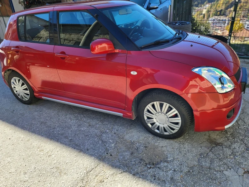 Suzuki Swift 1, 3 бензин, снимка 15 - Автомобили и джипове - 49539755