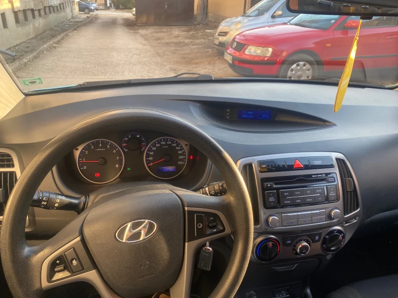 Hyundai I20 1.2i, снимка 5 - Автомобили и джипове - 49579863