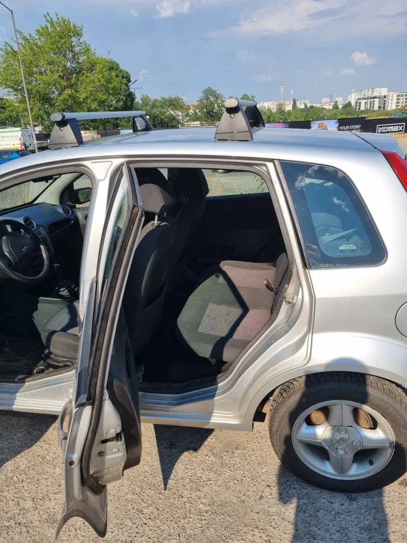 Ford Fiesta, снимка 7 - Автомобили и джипове - 52679003