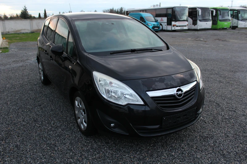 Opel Meriva КАТО НОВ