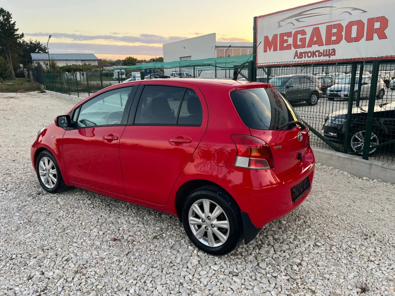Toyota Yaris 1.4D4D-90p.s-Facelift-Kayless Go!!!, снимка 4 - Автомобили и джипове - 52031250