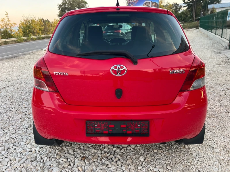 Toyota Yaris 1.4D4D-90p.s-Facelift-Kayless Go!!!, снимка 6 - Автомобили и джипове - 52031250