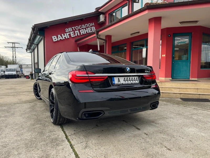 BMW 730 d* М-Sport пакет, снимка 13 - Автомобили и джипове - 52693947