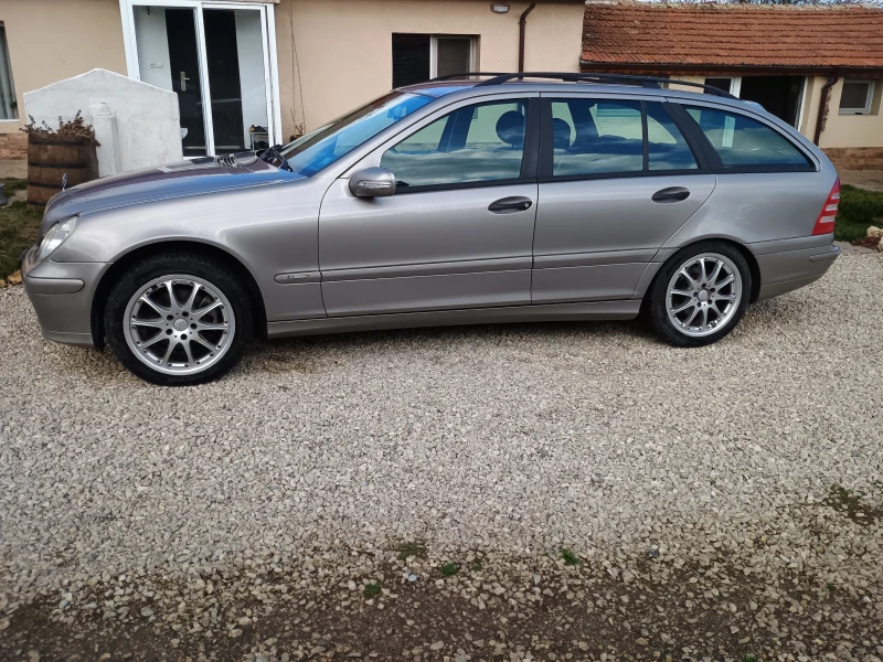 Mercedes-Benz C 180 C 180 W203, facelift, снимка 2 - Автомобили и джипове - 53022586