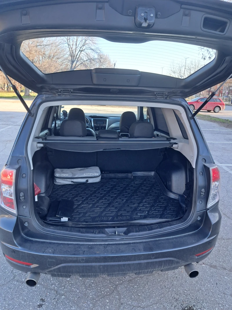 Subaru Forester, снимка 9 - Автомобили и джипове - 53074163