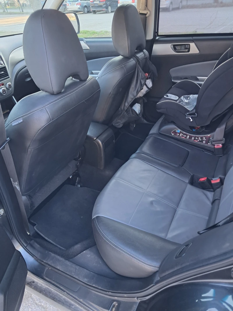 Subaru Forester, снимка 10 - Автомобили и джипове - 53074163