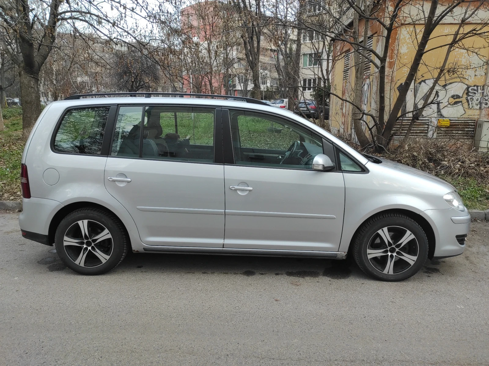 VW Touran 1.4 TSI - изображение 7