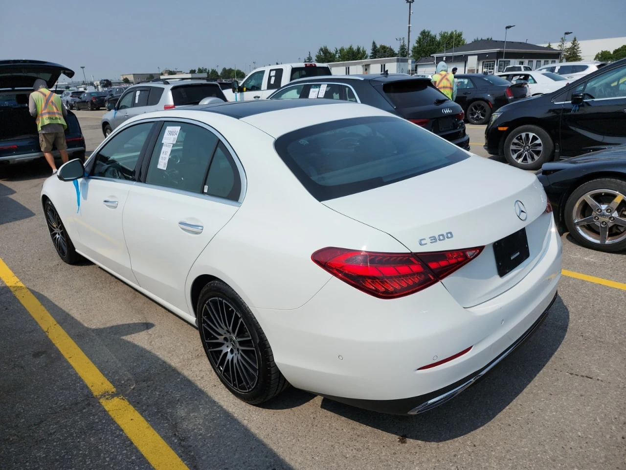 Mercedes-Benz C 300 AWD * CARFAX * АвтоКредит * Цена до България*  - изображение 4