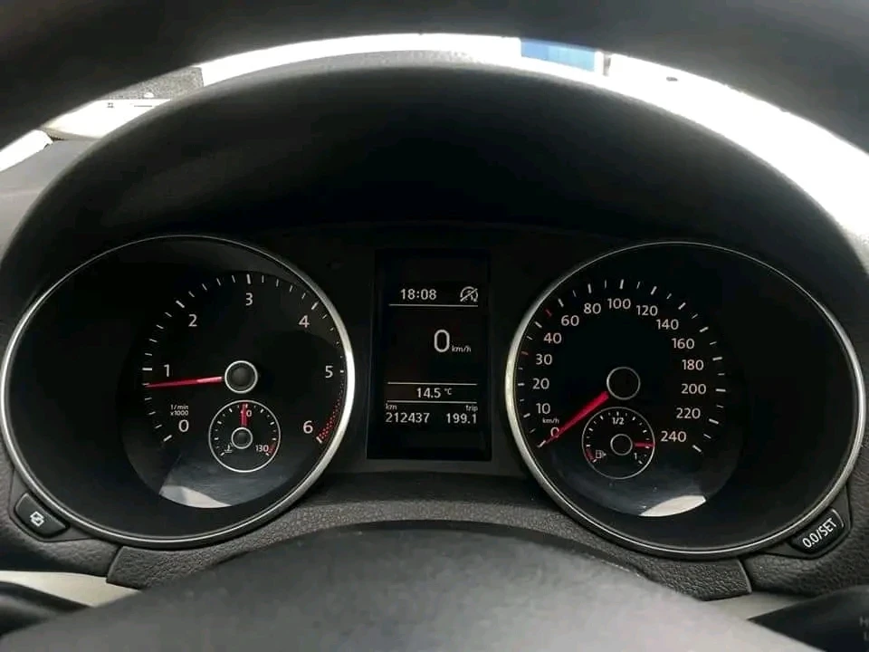 VW Golf  - изображение 4