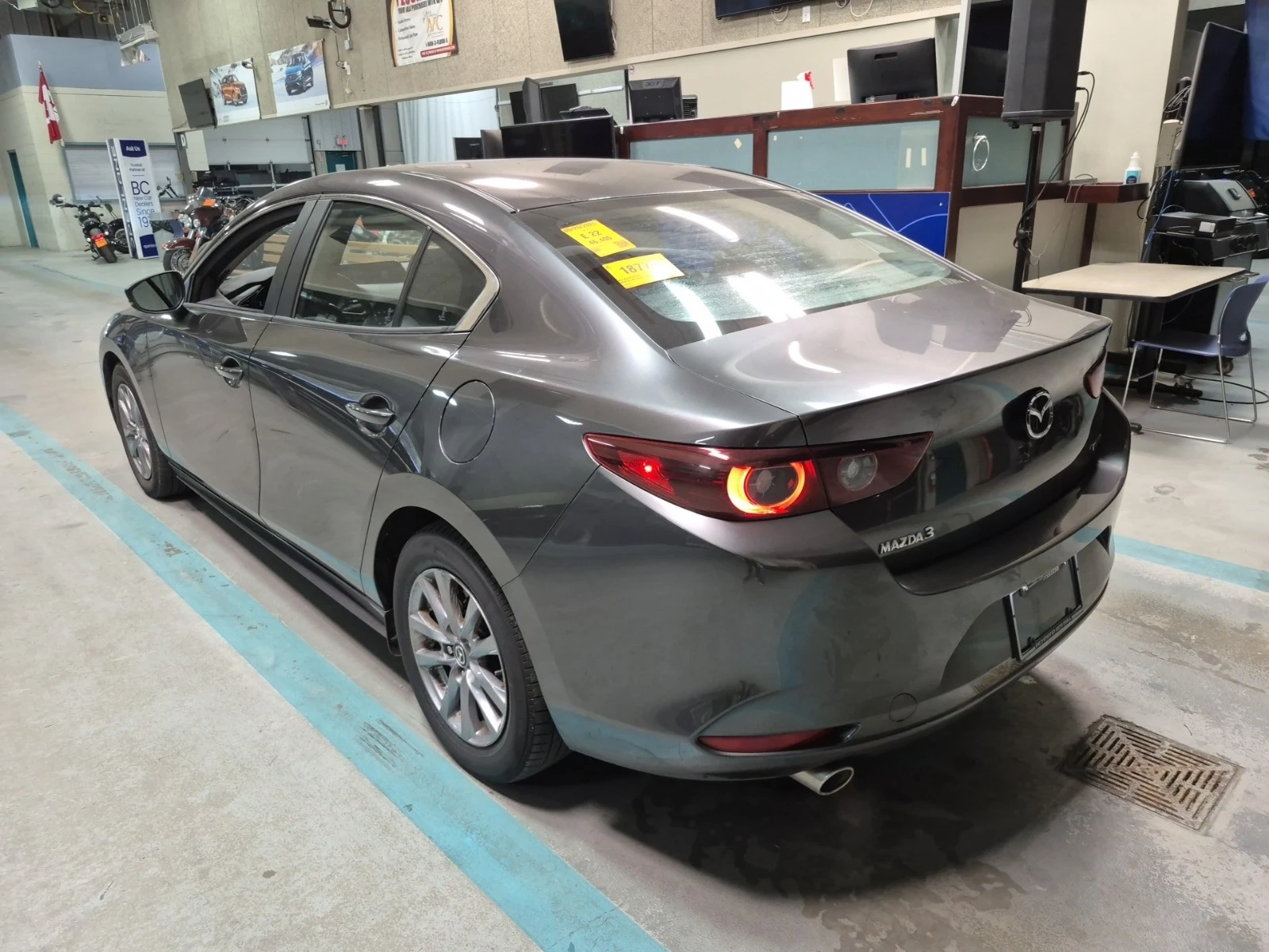 Mazda 3 GS * * CARFAX * * АВТО КРЕДИТ * *  - изображение 4