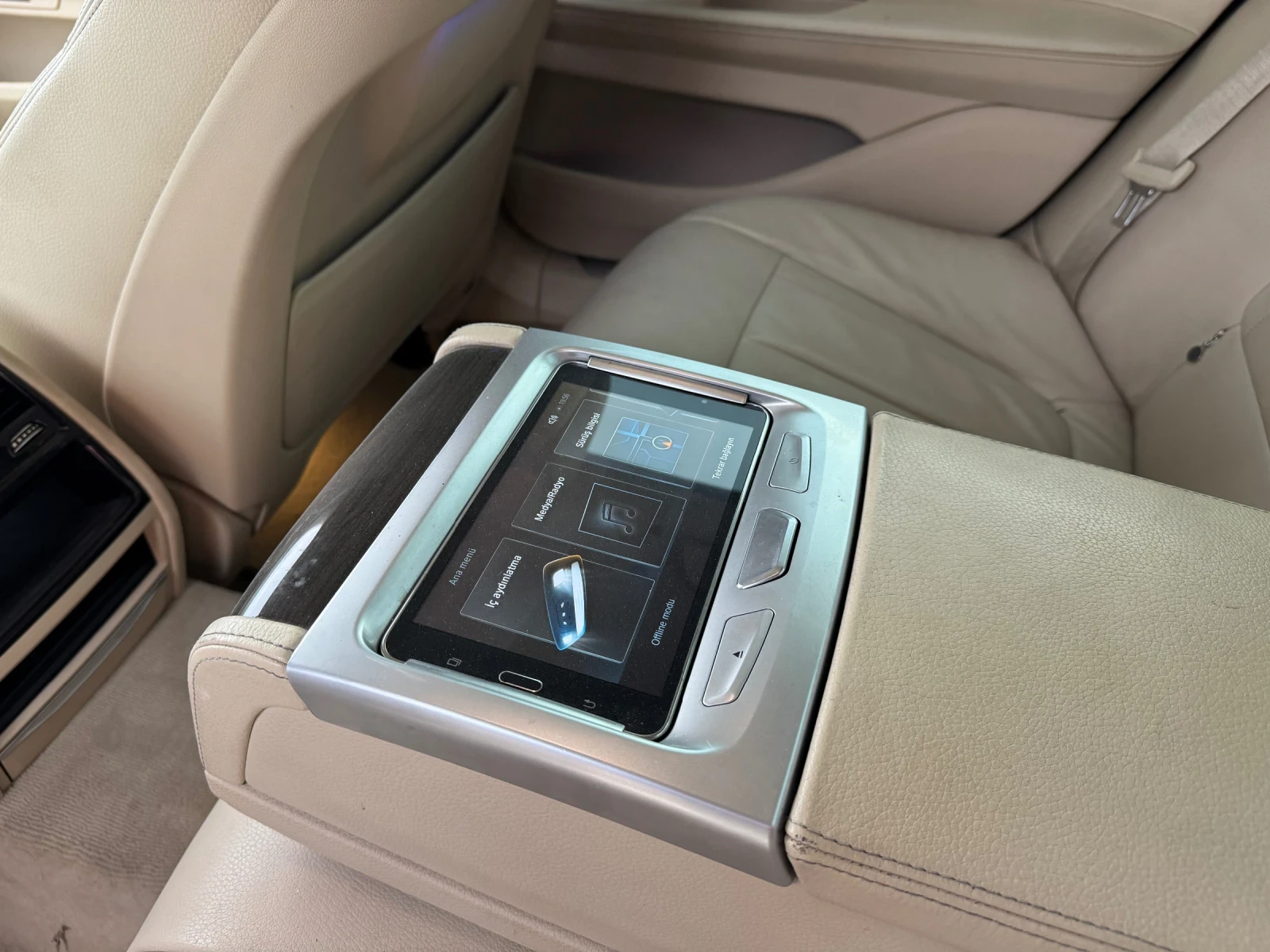 BMW 730 d* -Sport  | Mobile.bg   10