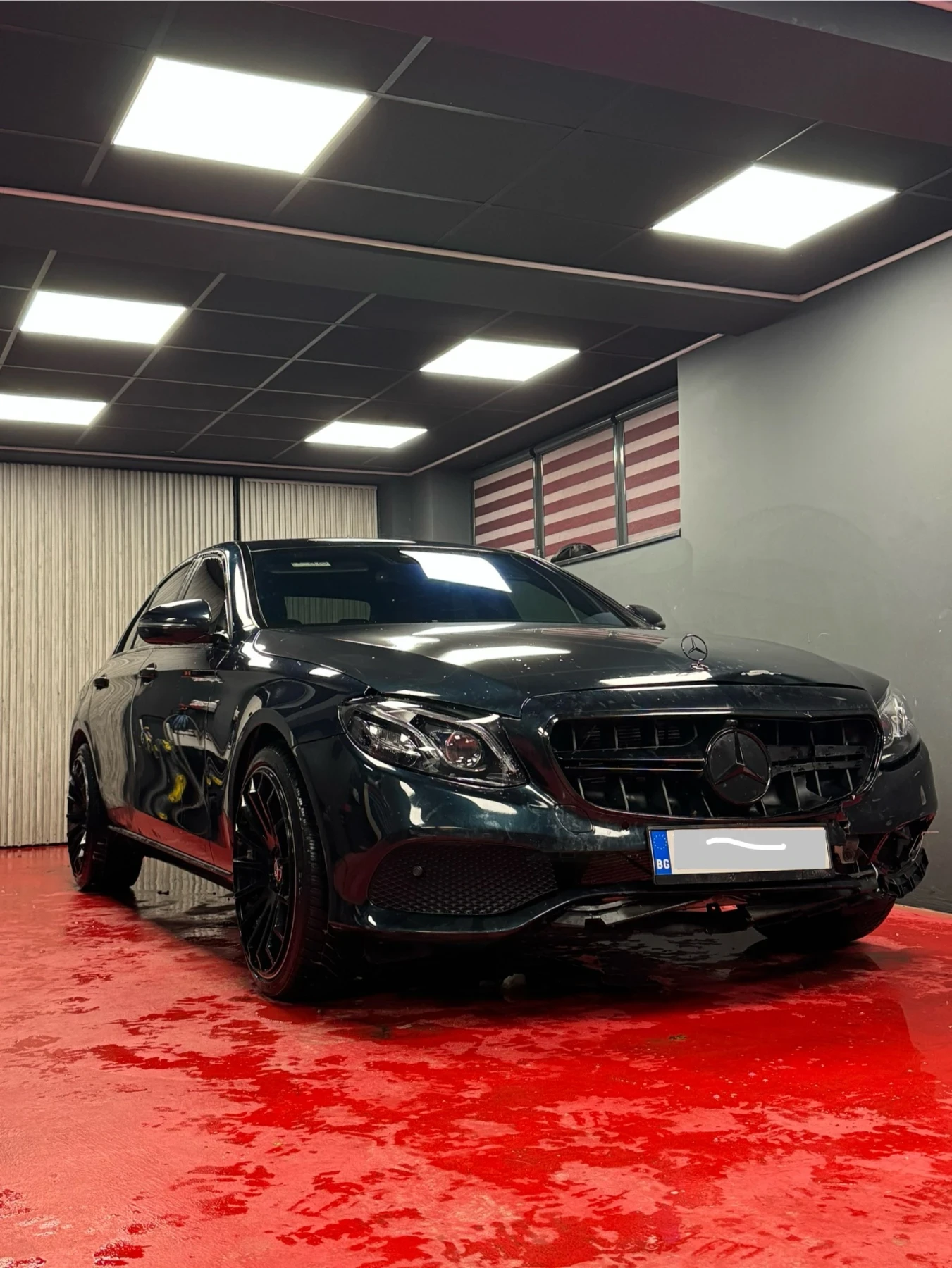 Mercedes-Benz E 220 Digital Designo 9G 4matic - изображение 2