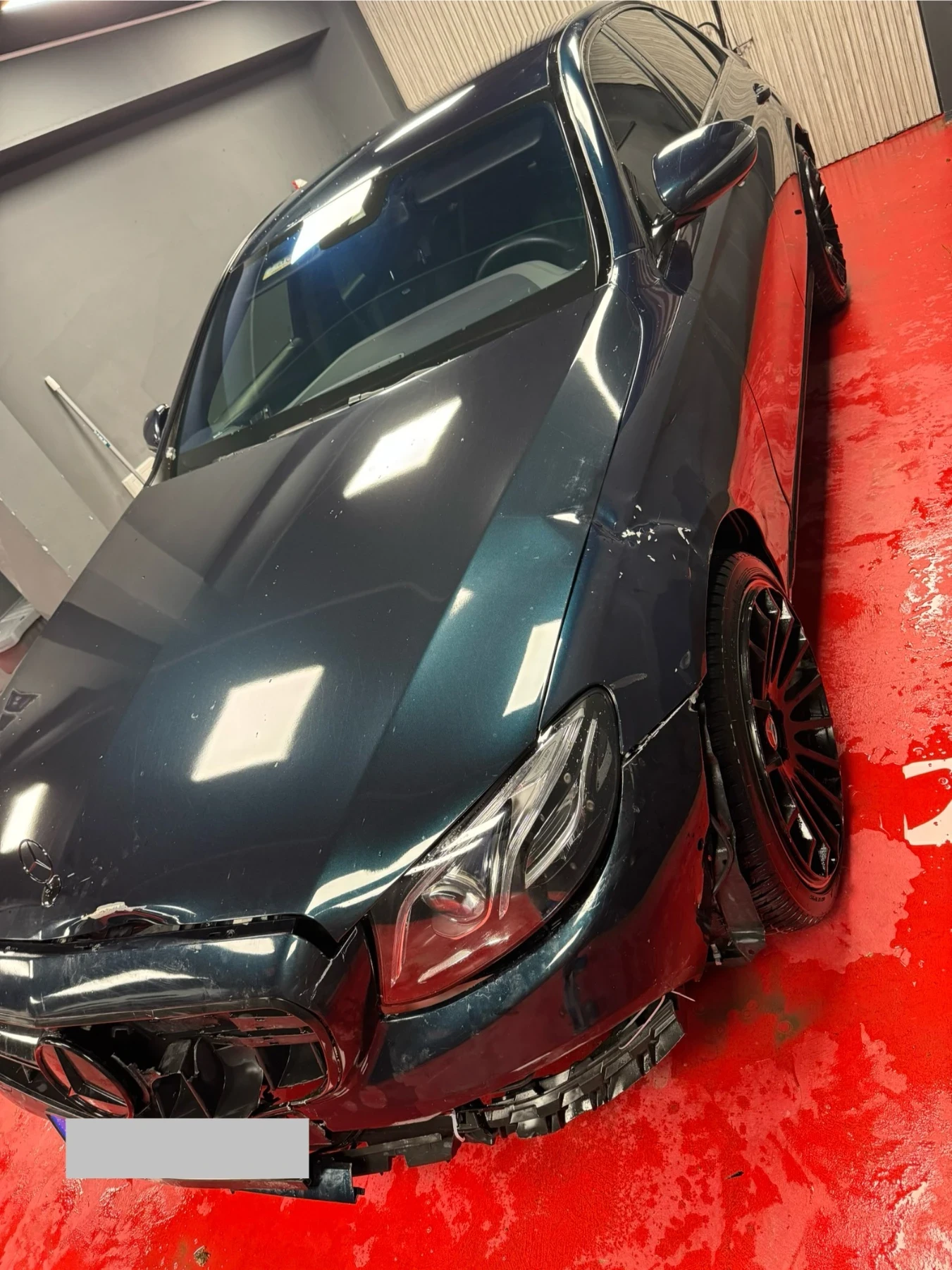 Mercedes-Benz E 220 Digital Designo 9G 4matic - изображение 8