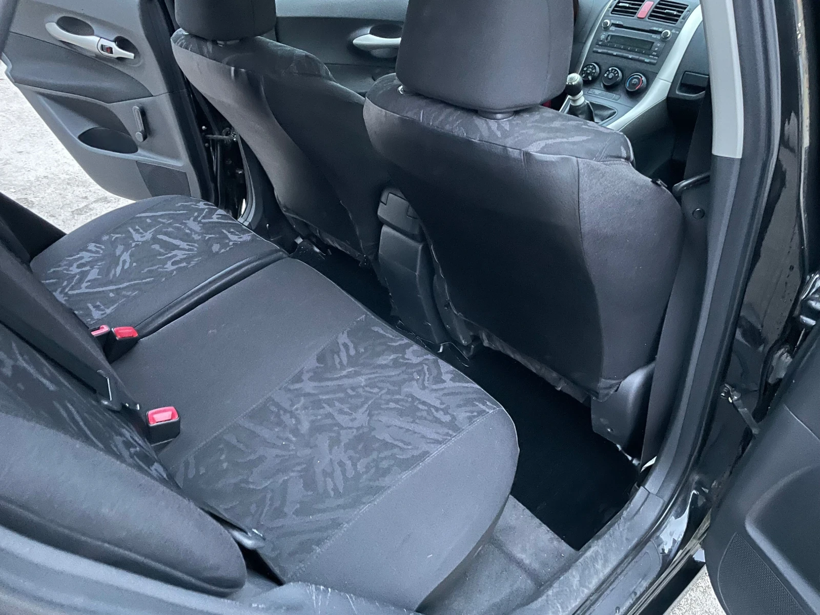 Toyota Auris 1.33 VVTI - изображение 10