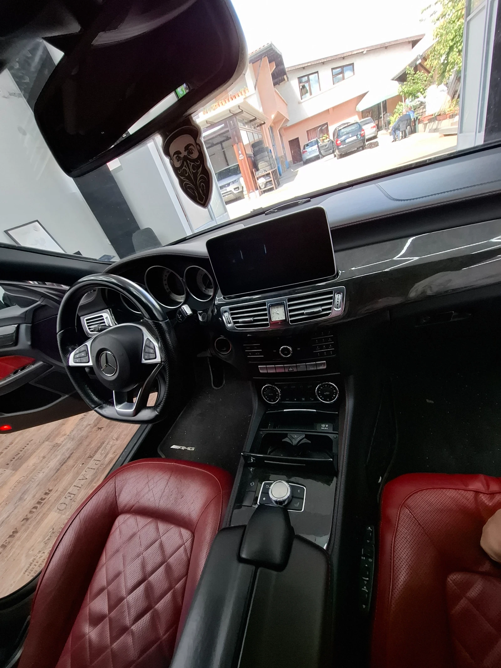 Mercedes-Benz CLS 350 Multibeam/Designo/ActiveSound/AMG - изображение 10