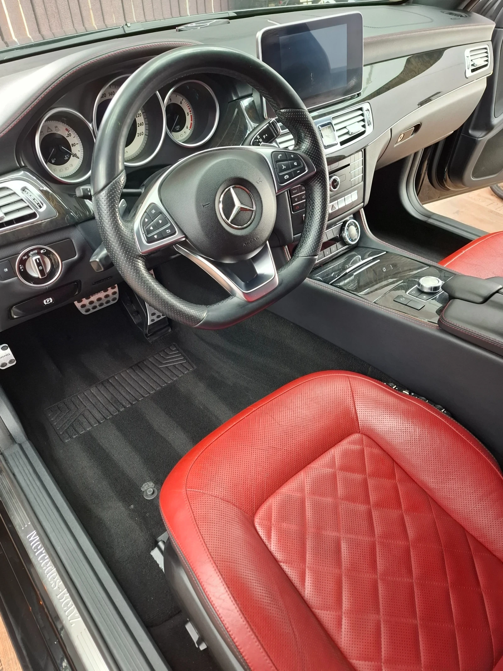 Mercedes-Benz CLS 350 Multibeam/Designo/ActiveSound/AMG | Mobile.bg � ����������� 13