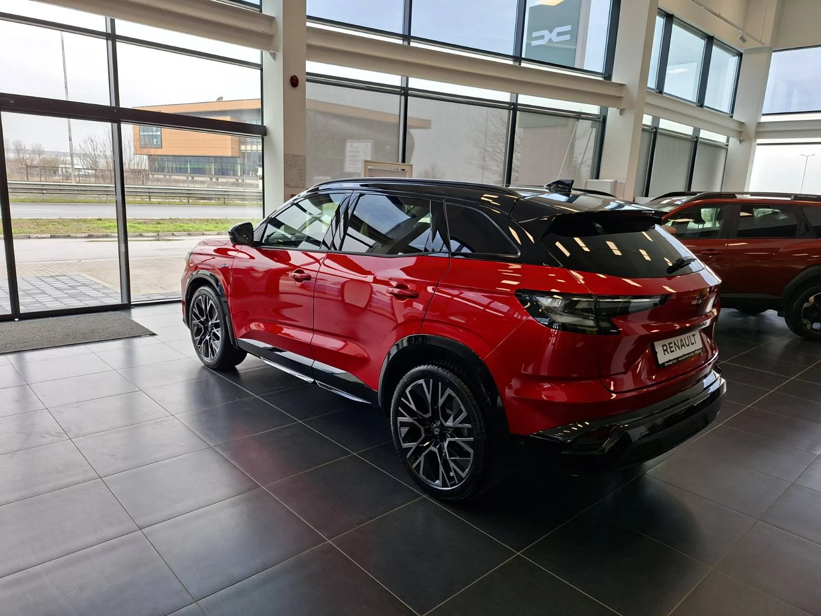 Renault Austral 3900Евро за получаване, 1.3TCE esprit Alpine, снимка 4 - Автомобили и джипове - 53901470