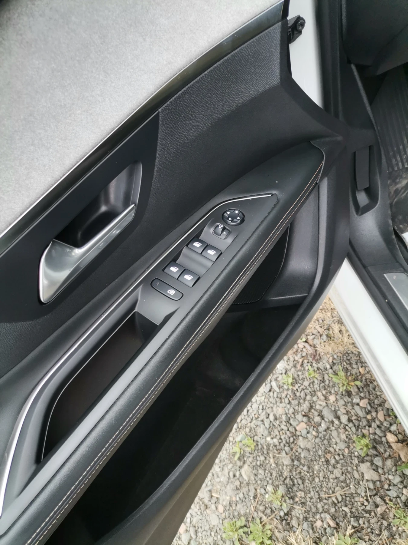 Peugeot 3008 GT LINE 2000 HDI, снимка 8 - Автомобили и джипове - 53906574