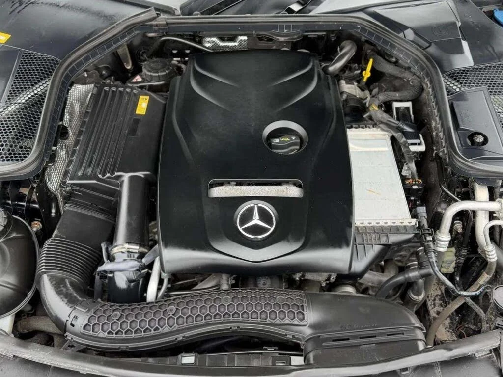 Mercedes-Benz C 300 COUPE* 4MATIC* AMG* ПОДГРЕВ* 360 КАМЕРИ* ПАНОРАМА, снимка 6 - Автомобили и джипове - 54224316