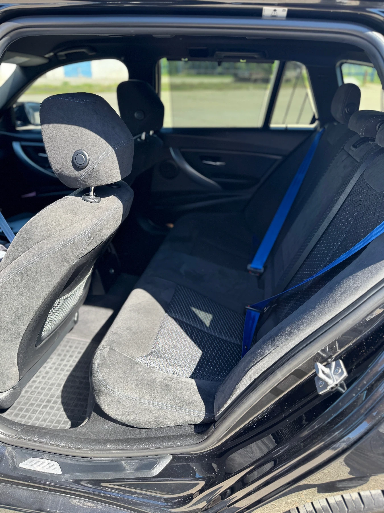 BMW 320, снимка 10 - Автомобили и джипове - 54309908