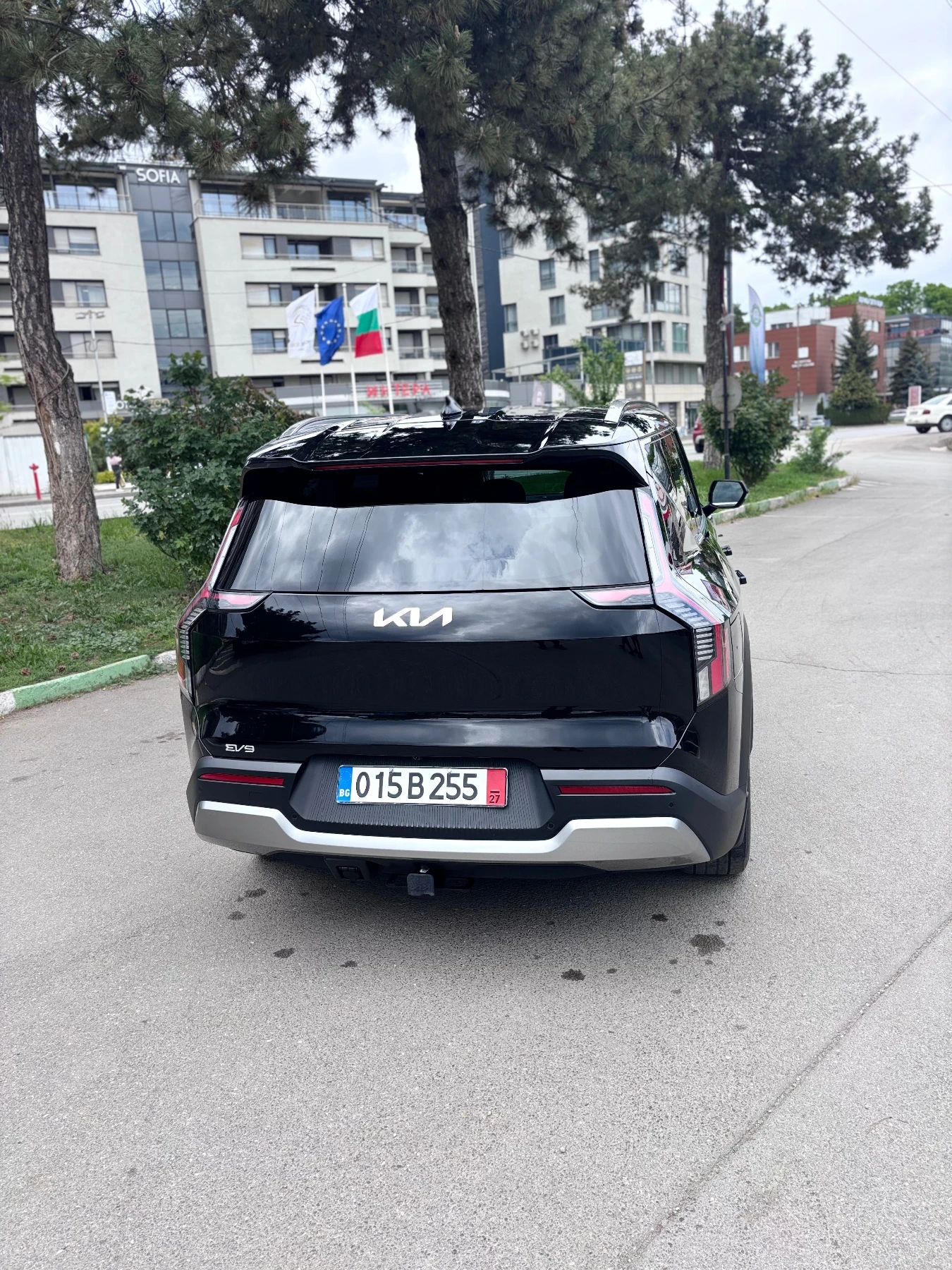 Kia EV9, снимка 4 - Автомобили и джипове - 54487848