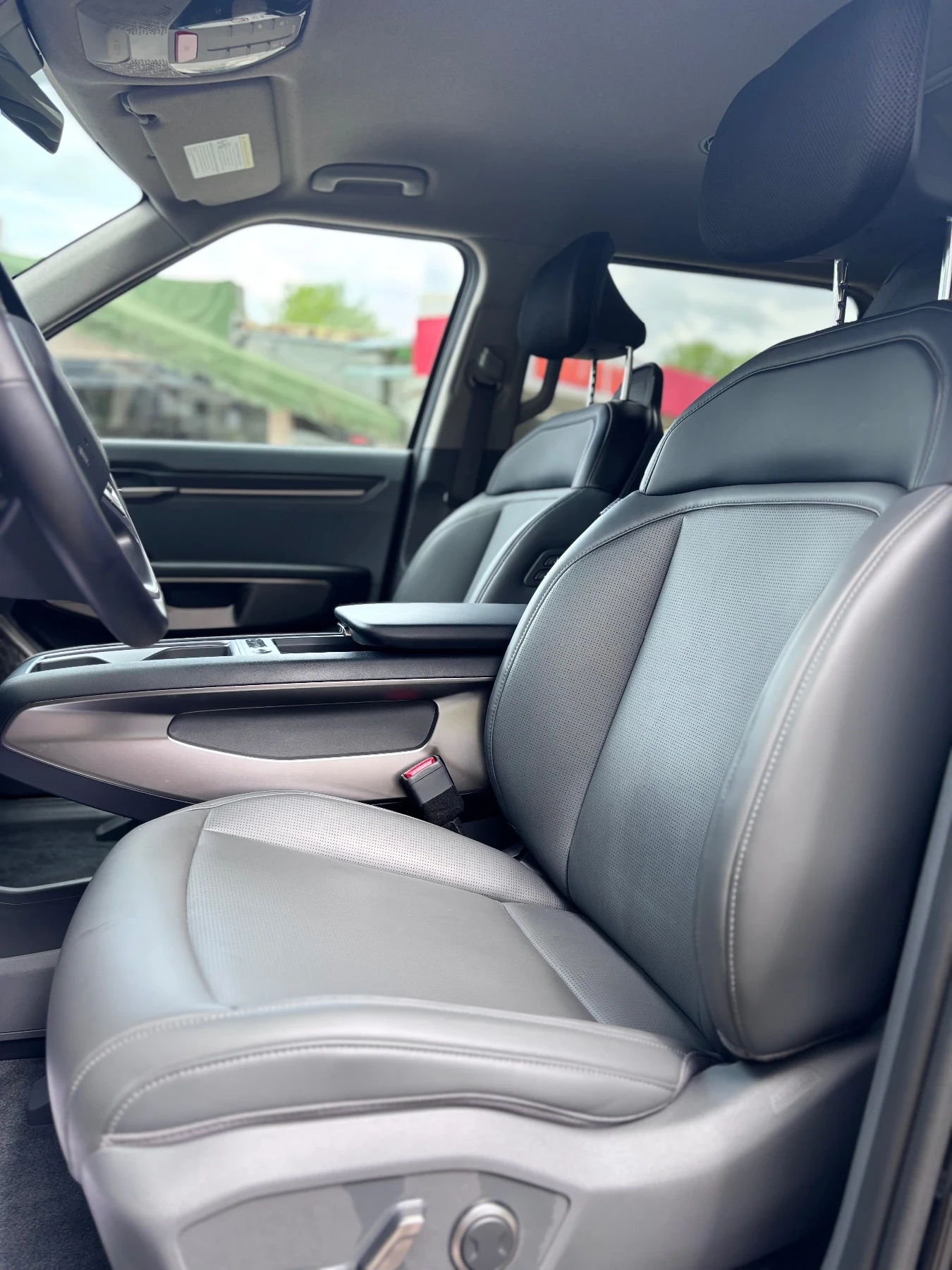 Kia EV9, снимка 10 - Автомобили и джипове - 54487848