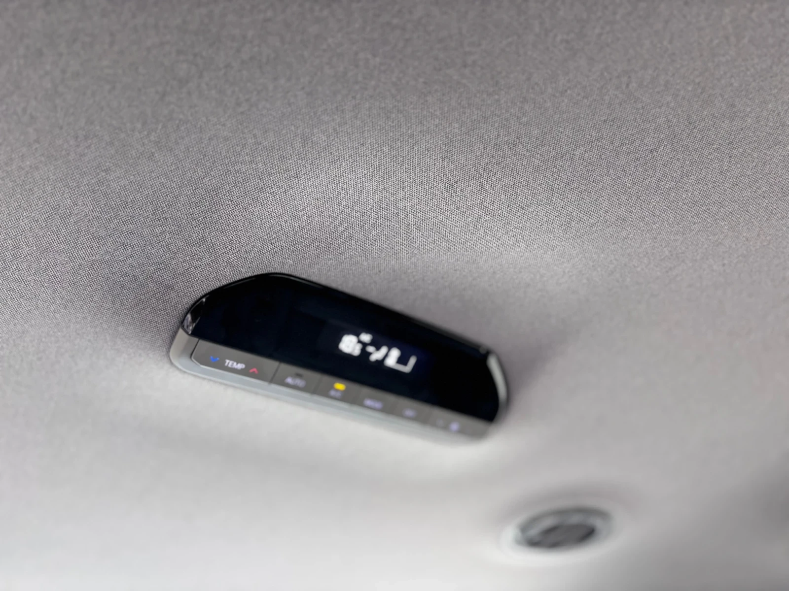 Kia EV9, снимка 6 - Автомобили и джипове - 54487848