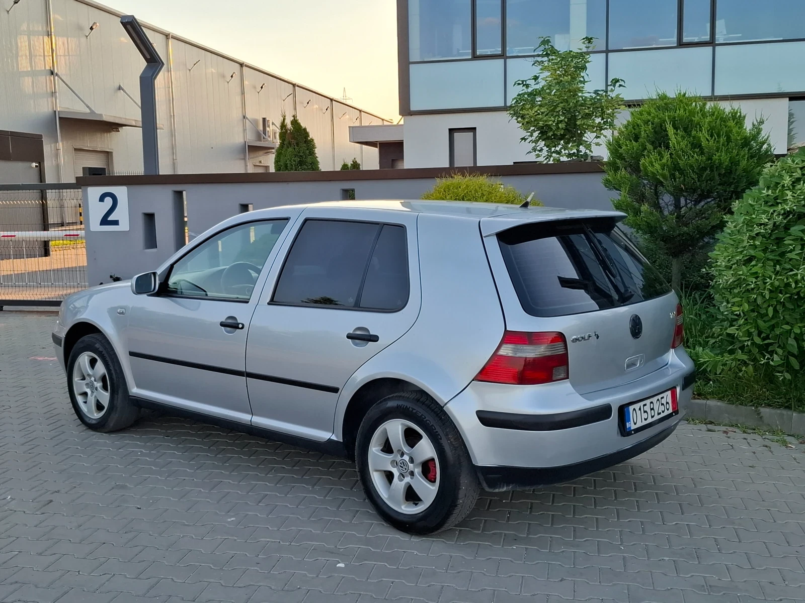 VW Golf 1.9TDI* (90кс)* FACELIFT* * КЛИМАТРОНИК* НОВ ВНОС*, снимка 6 - Автомобили и джипове - 54839851