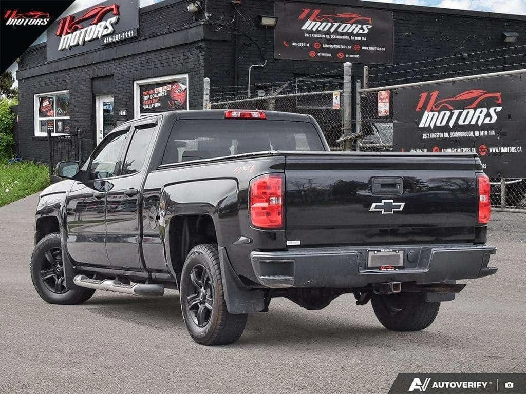 Chevrolet Silverado * 4x4 Double Cab Work Truck | LOW KMS | NO ACCIDEN, снимка 4 - Автомобили и джипове - 54903205