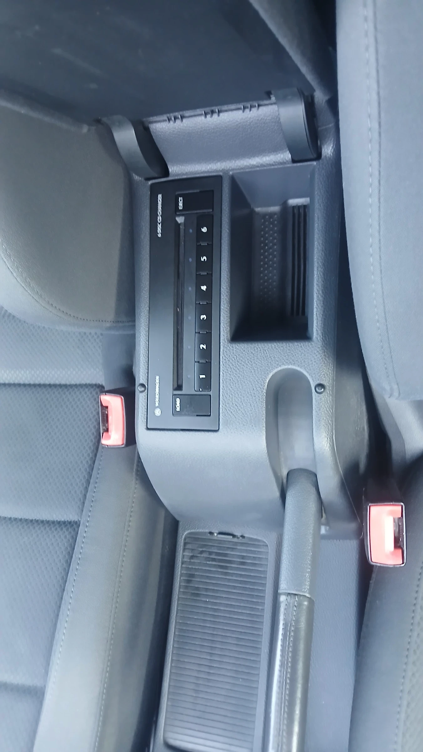 VW Golf 1.9 TDI 105кс 4-motion, снимка 12 - Автомобили и джипове - 55052802
