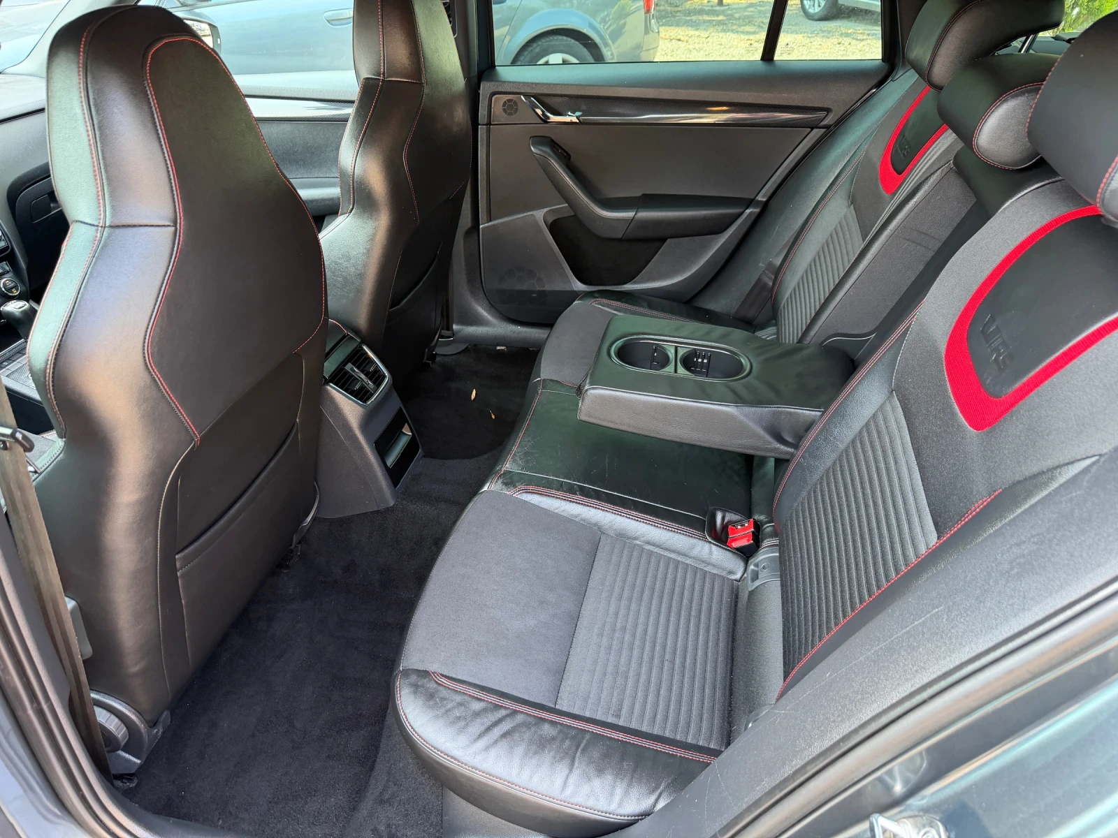 Skoda Octavia vRS DSG 220hp | Mobile.bg � ����������� 9