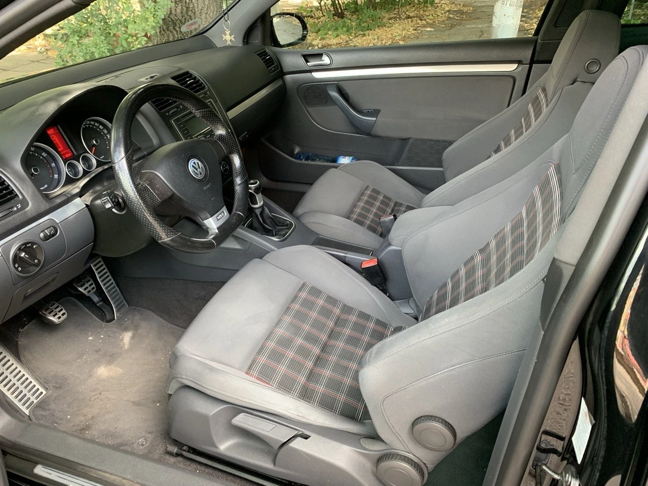 VW Golf GTI 2.0T | Mobile.bg � ����������� 7