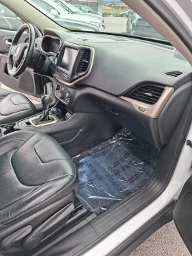 Jeep Cherokee LIMITED 3.2 v6 274hp , снимка 11