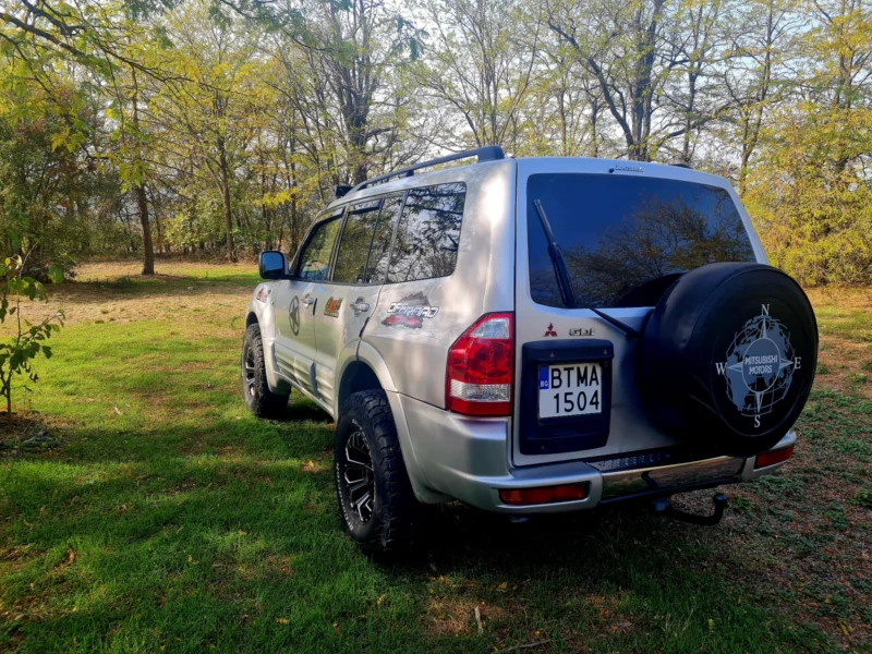 Mitsubishi Pajero 3.5GDI, снимка 5 - Автомобили и джипове - 47765511