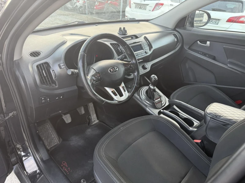 Kia Sportage 1.7d, снимка 9 - Автомобили и джипове - 48042188