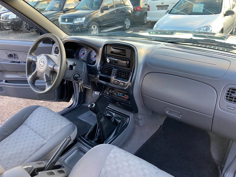 Nissan Navara 2.4 ГАЗ ГЪРЦИЯ ТОП ТОП ТОП, снимка 13 - Автомобили и джипове - 52204333