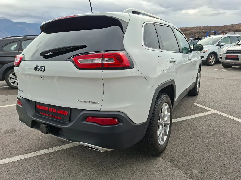 Jeep Cherokee LIMITED 3.2 274hp, снимка 6 - Автомобили и джипове - 52551339